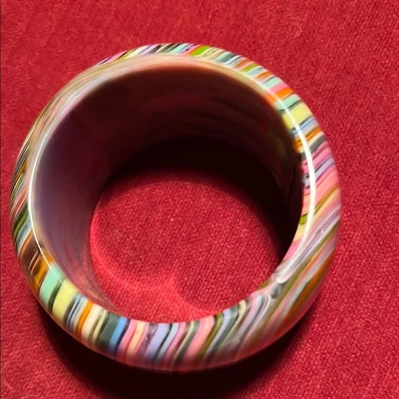 Sobral Colorful Resin Bangle - Picture 7 of 8
